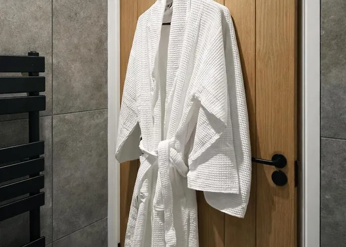 Stylish Ground-floor Flat With Private Parking Apartmán
