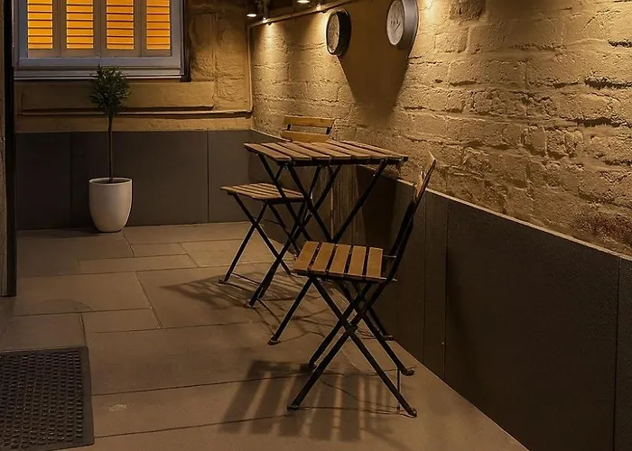 Apartmán Stylish Ground-floor Flat With Private Parking *